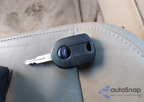 2010 Ford Escape Xlt from USA, damaged, VIN 1FMCU9D74AKC90838